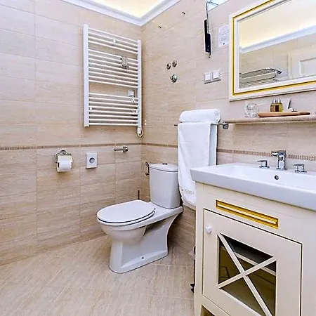 Arbia 4*